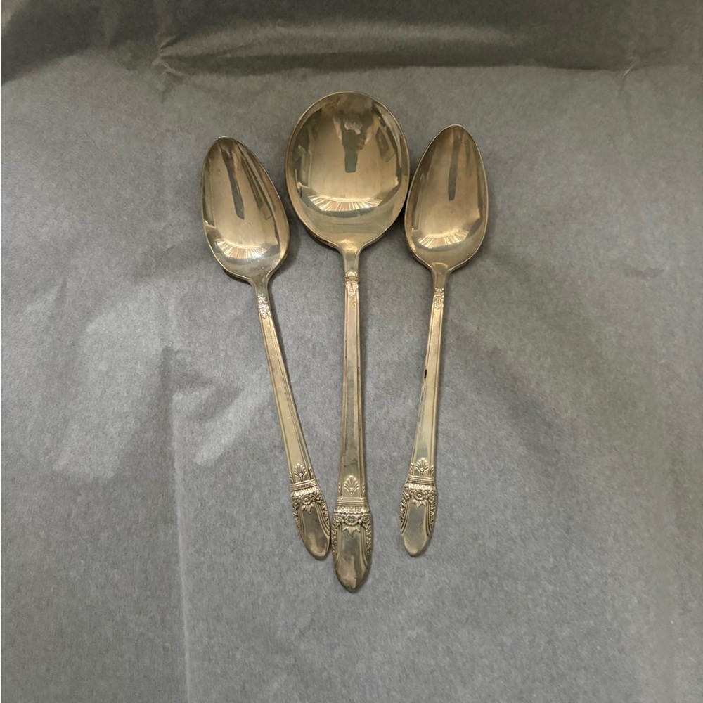 1847 Roger’s Bros IS Silver Plate Serving & TeaspoonSet - 3 Piece